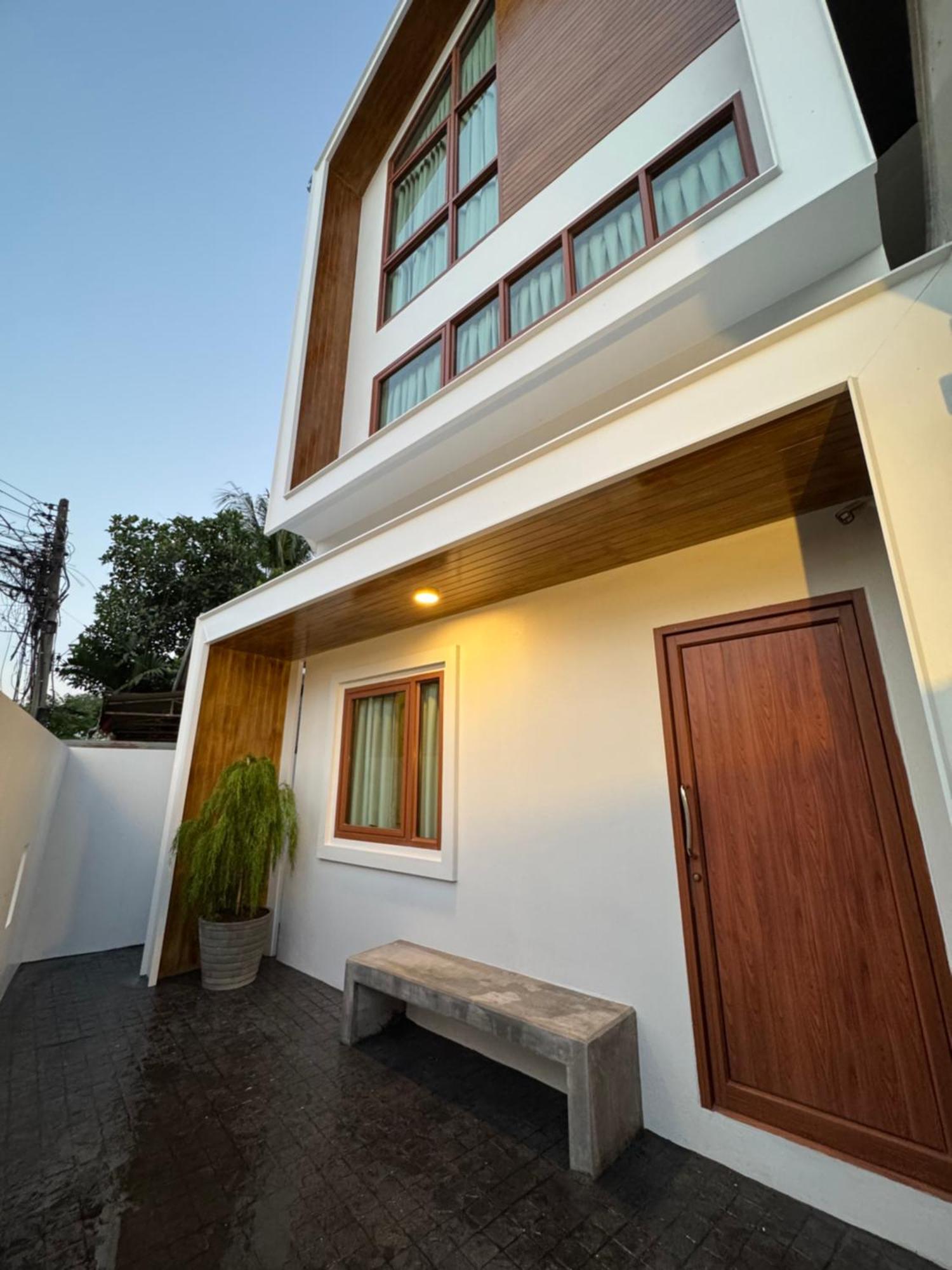 צ'יאנג מאי Tanwa Hotel מראה חיצוני תמונה